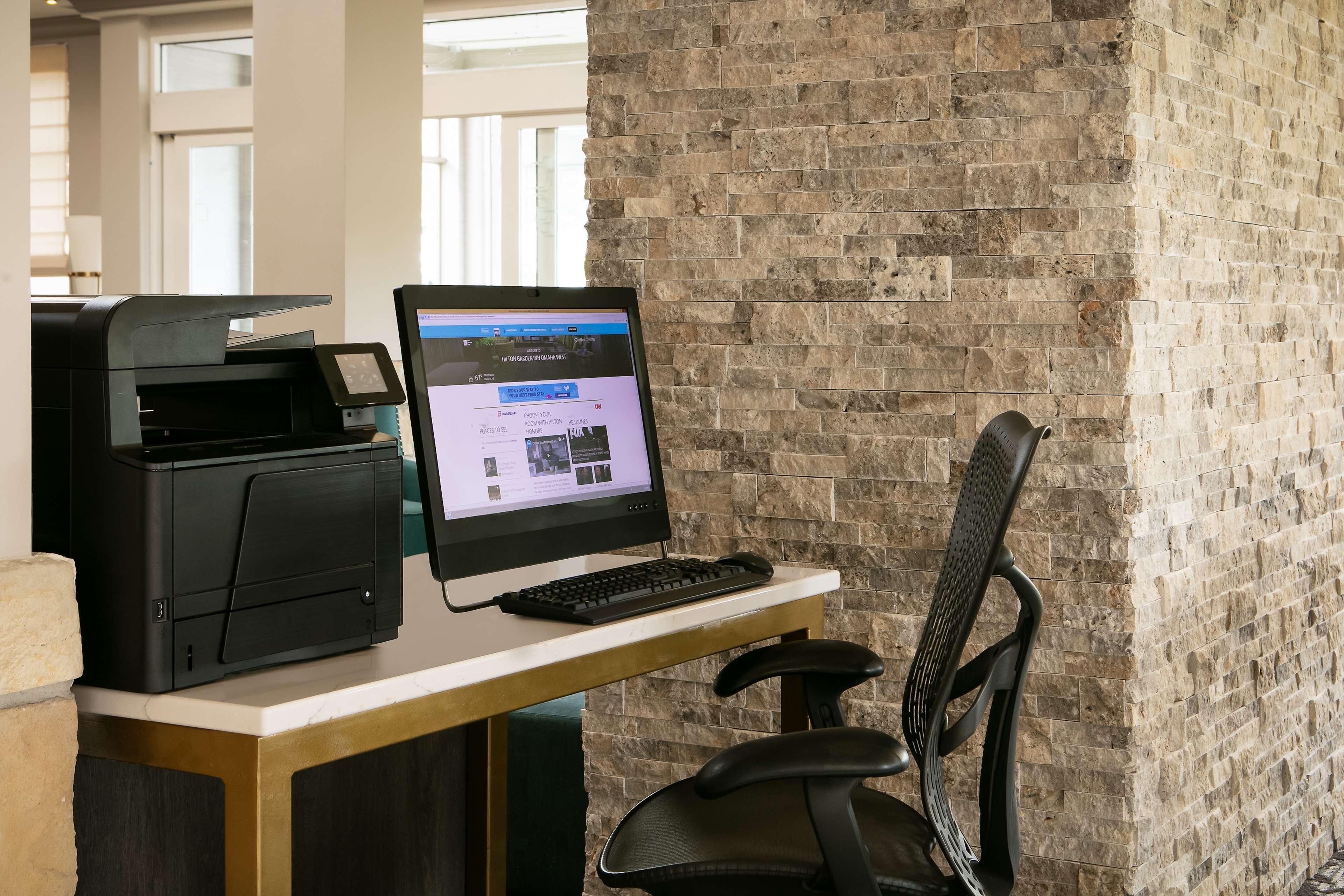 Hilton Garden Inn Omaha West Kültér fotó