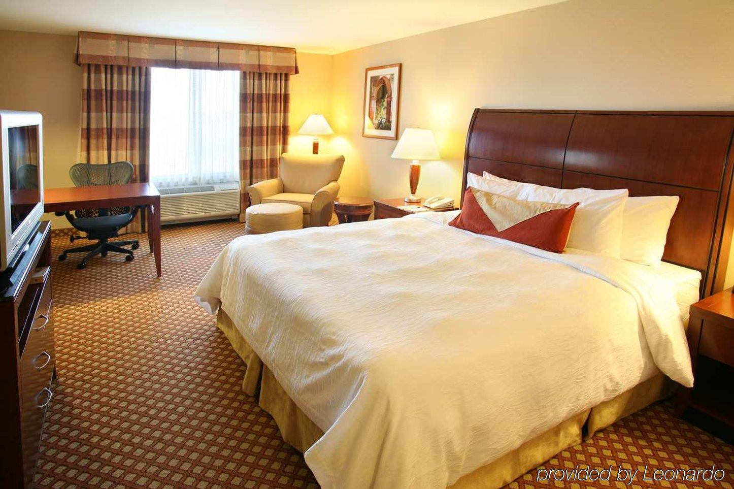 Hilton Garden Inn Omaha West Szoba fotó